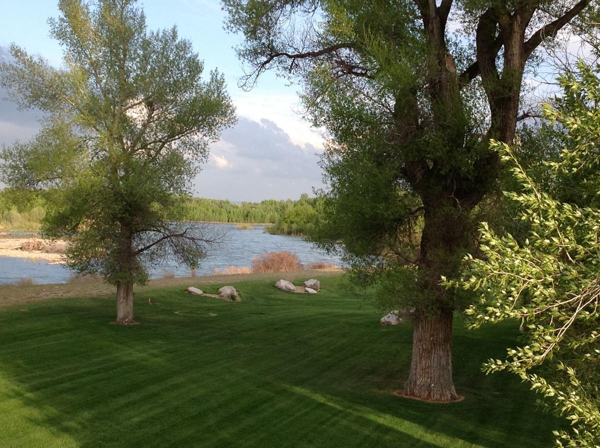 Blue Heron Inn Bed And Breakfast Рексбърг Екстериор снимка