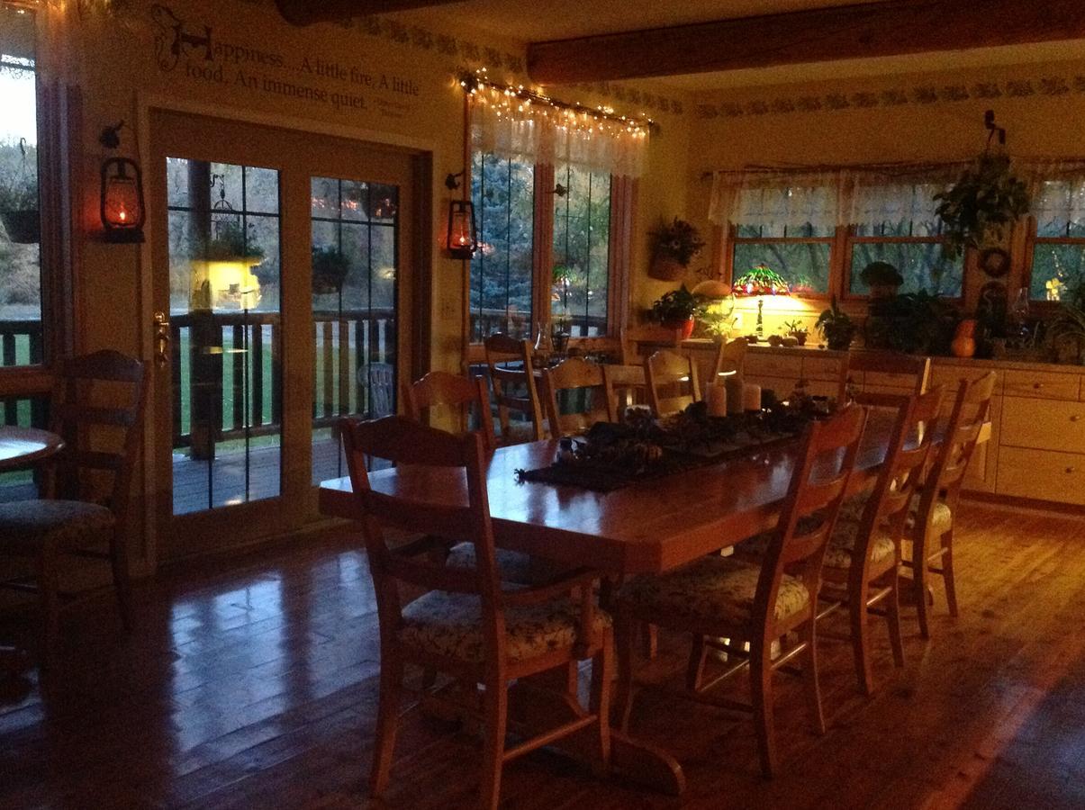 Blue Heron Inn Bed And Breakfast Рексбърг Екстериор снимка